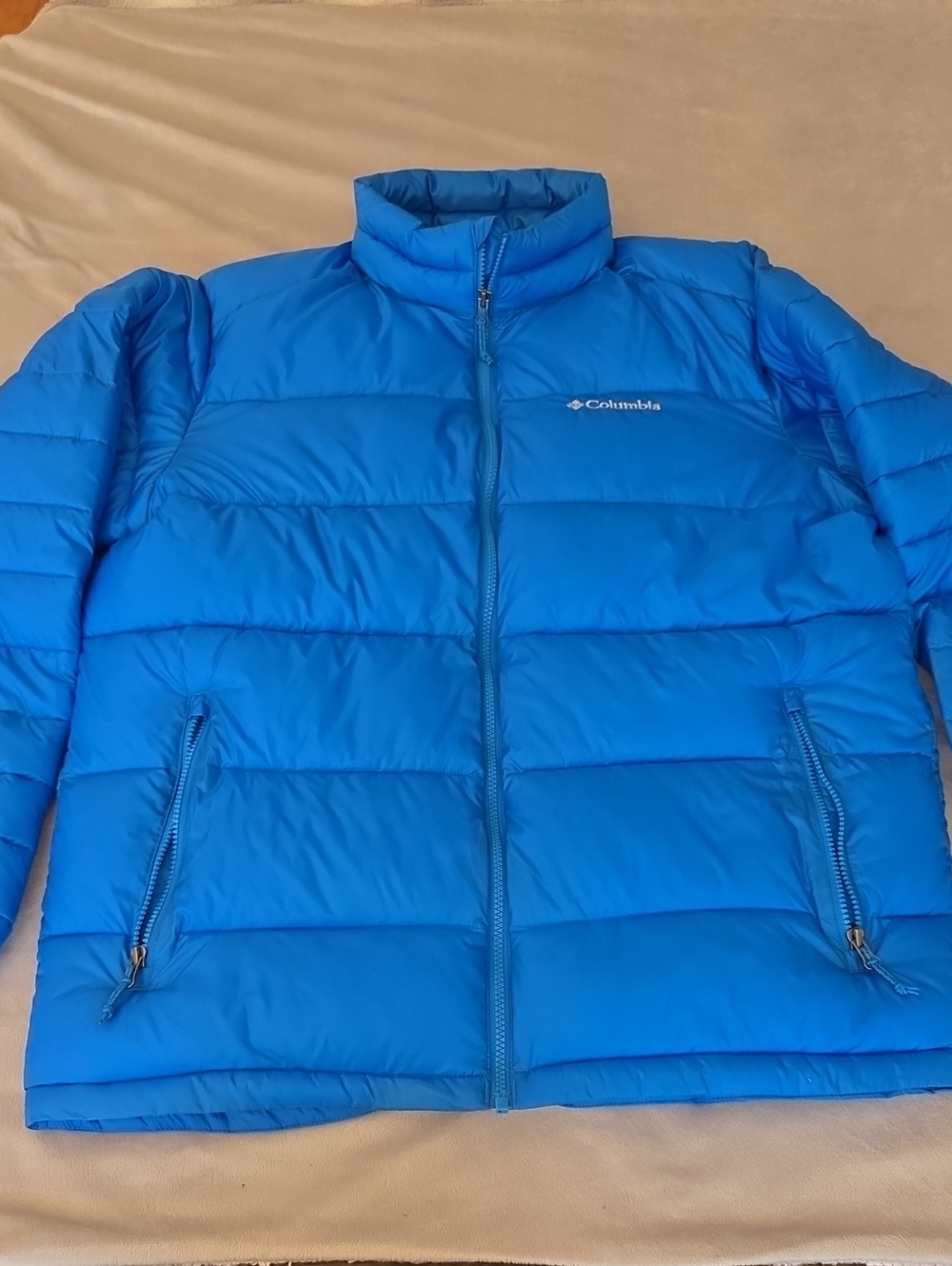 As New Men's Columbia Puffer Jacket, Size L, Blue
